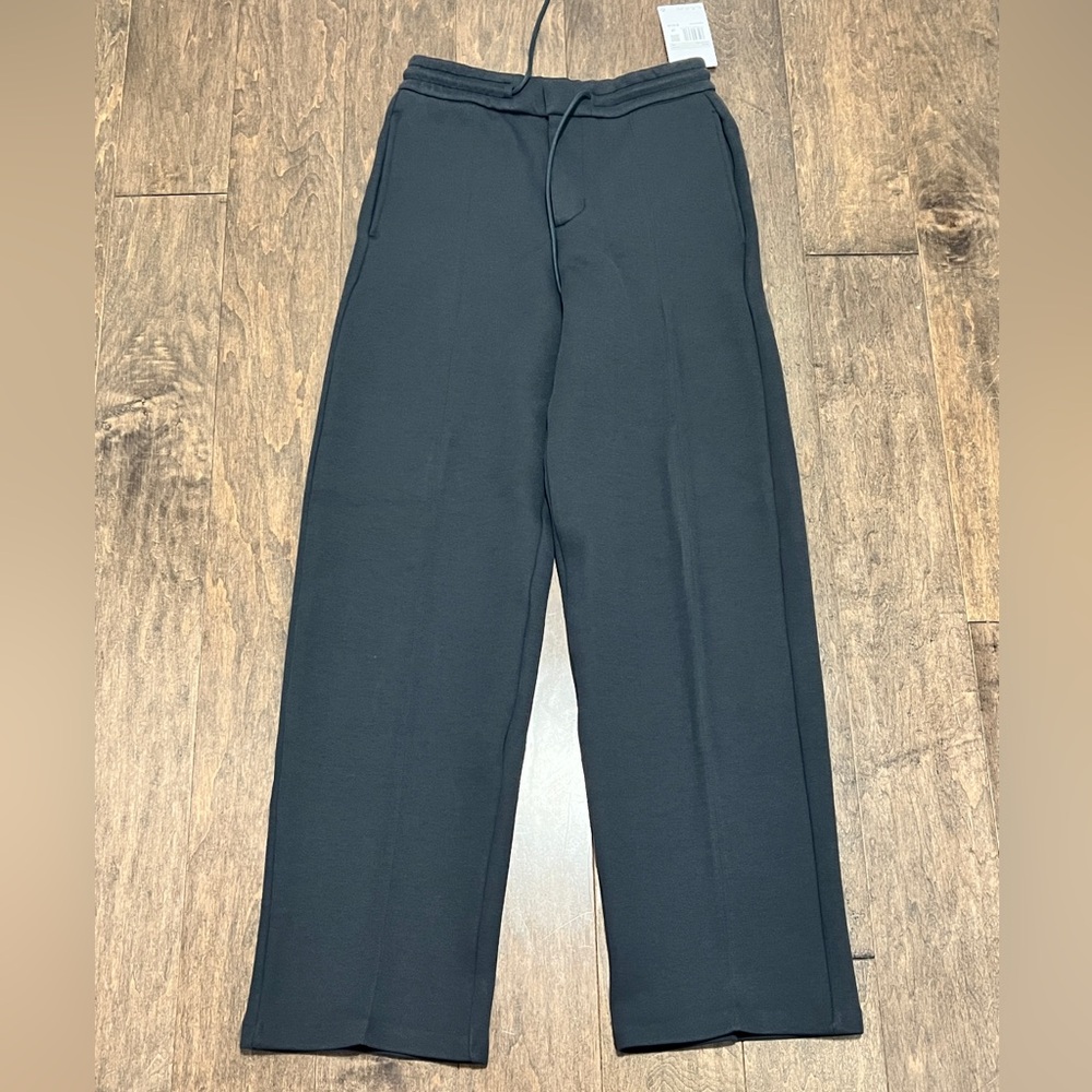 NWT Nike Tech Men’s Pants (Grey)